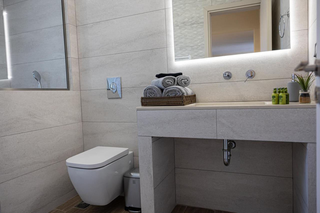 Meraviglia Residence - Amethyst Apartment อาร์กอสโตลี ภายนอก รูปภาพ