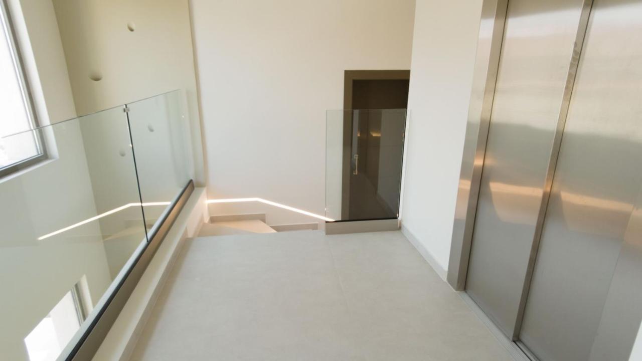 Meraviglia Residence - Amethyst Apartment อาร์กอสโตลี ภายนอก รูปภาพ